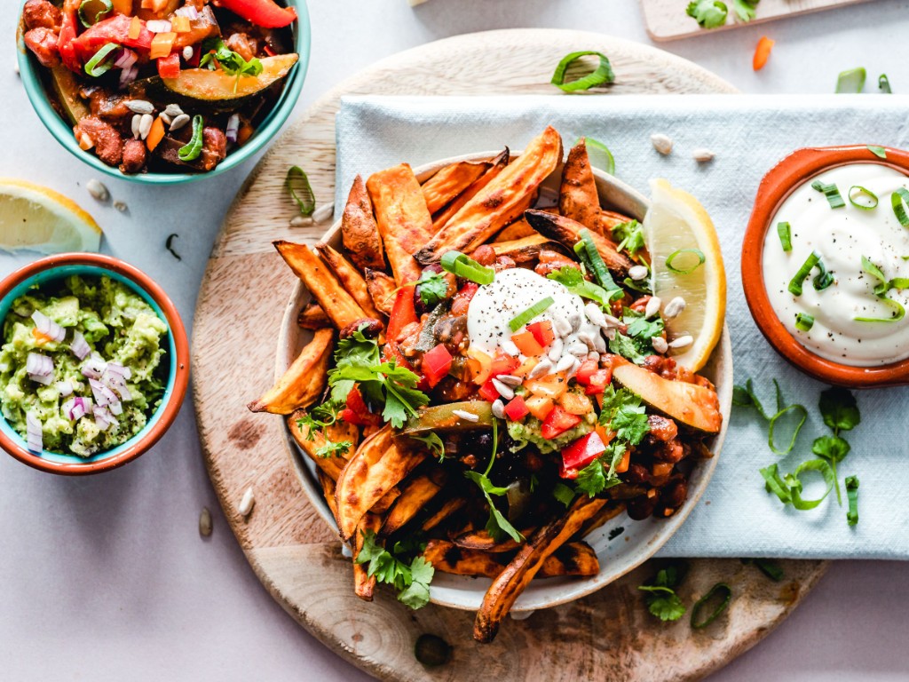 Fresh restaurant meal prepared with roasted vegetables